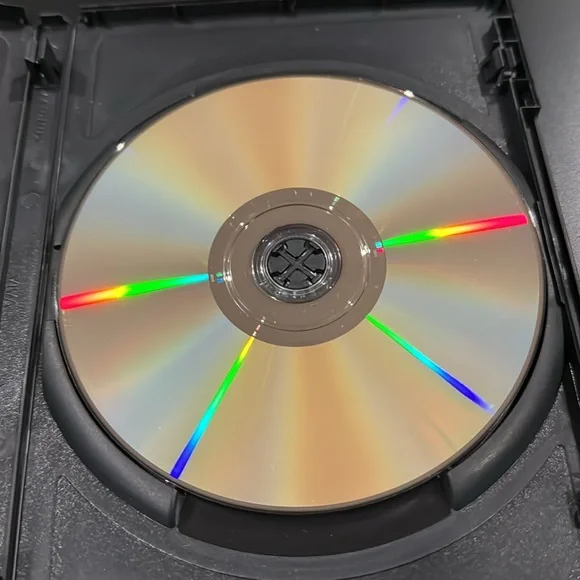 Marry Me - DVD - Picture 4 of 4